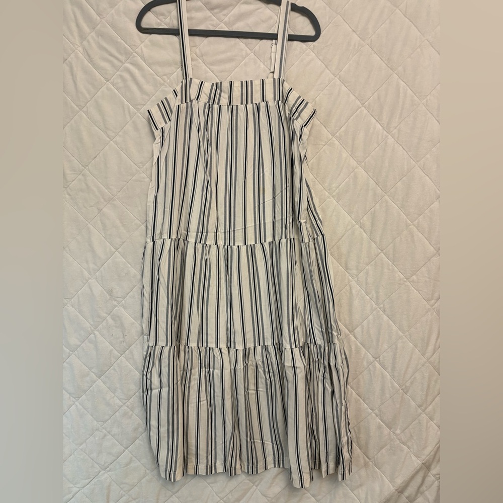 Elegant Navy Striped Midi Dress